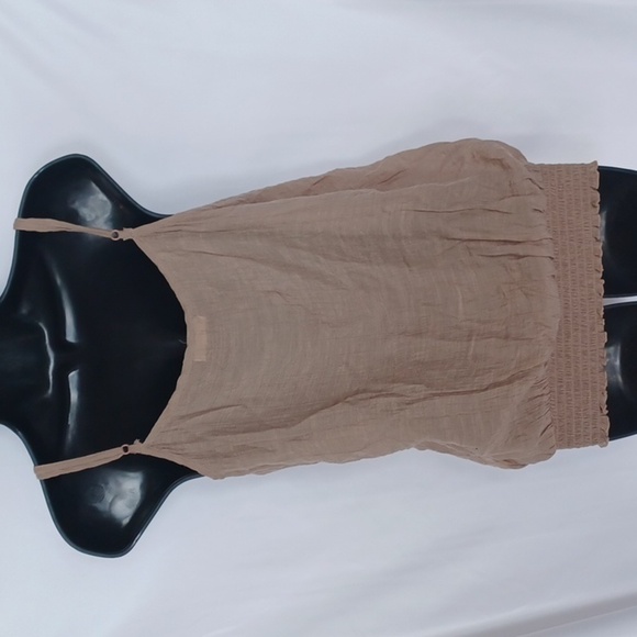 “MINE “Boho woman’s sleeveless Tan top, Flowers, Ruffles, Elastic - Picture 5 of 9